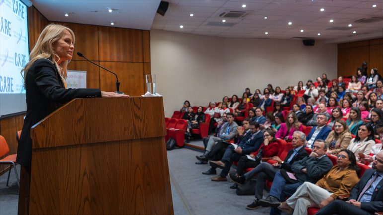 Seminario: “Ley y Plan Nacional de Cáncer, su implementación y los desafíos en el cáncer de mama”
