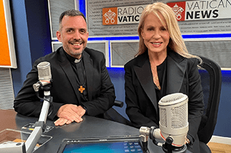 Entrevista a Cecilia Bolocco en Vatican News por participación en seminario en El Vaticano